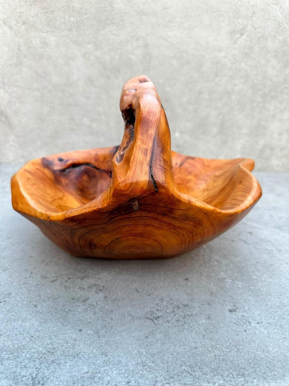 Handcrafted Burl Wood Bowl with Integrated Handle | Rustic Root Wood Catchall Ba
